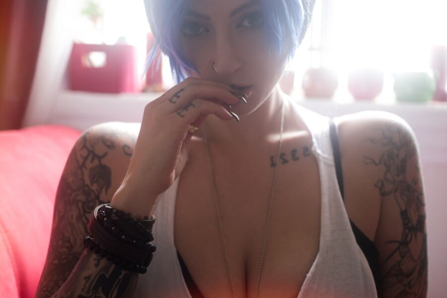 Suicide Girls – Pulp – Chaostheorie