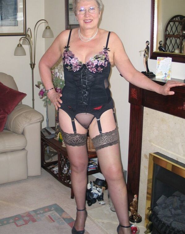 SammyUK-Black Flowered Basque