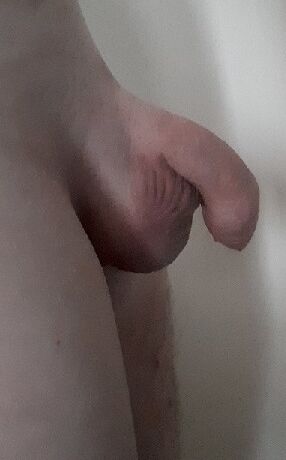 small limp clitty