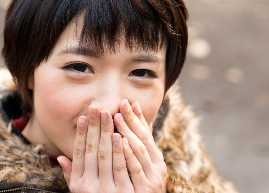 ショートヘアのエッチな熟女（日本）