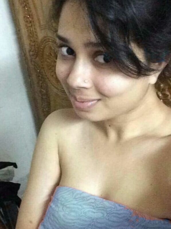 Indian wife selfie for husband