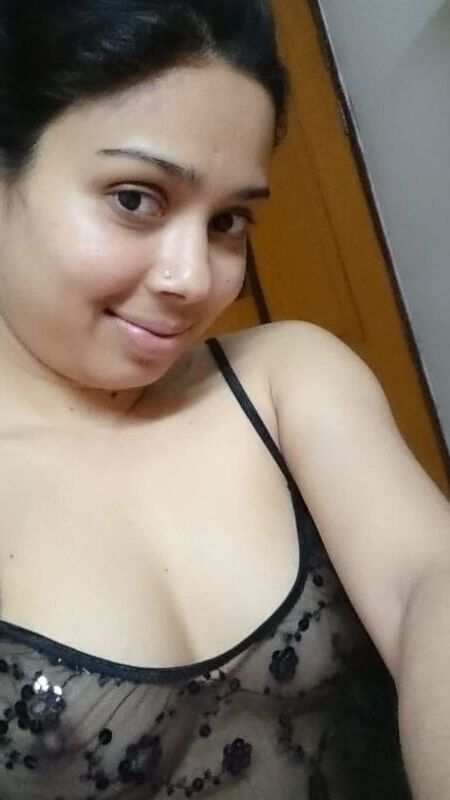 Indian wife selfie for husband