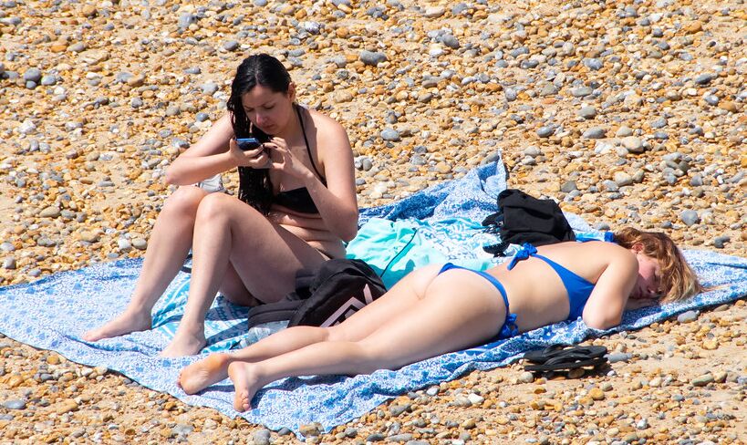 Random vacation bikini hotties