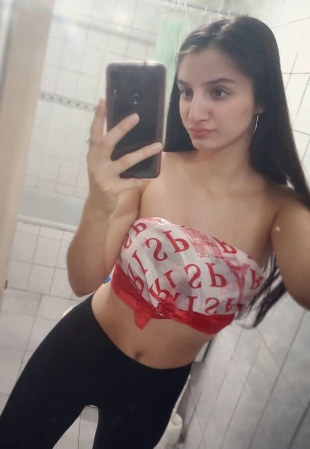 adolescente flaca