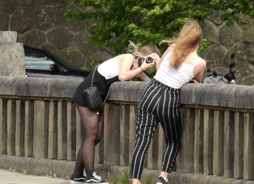 Two hot french candid friends in the parc