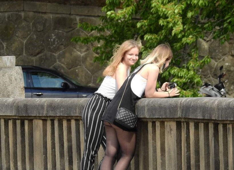 Two hot french candid friends in the parc