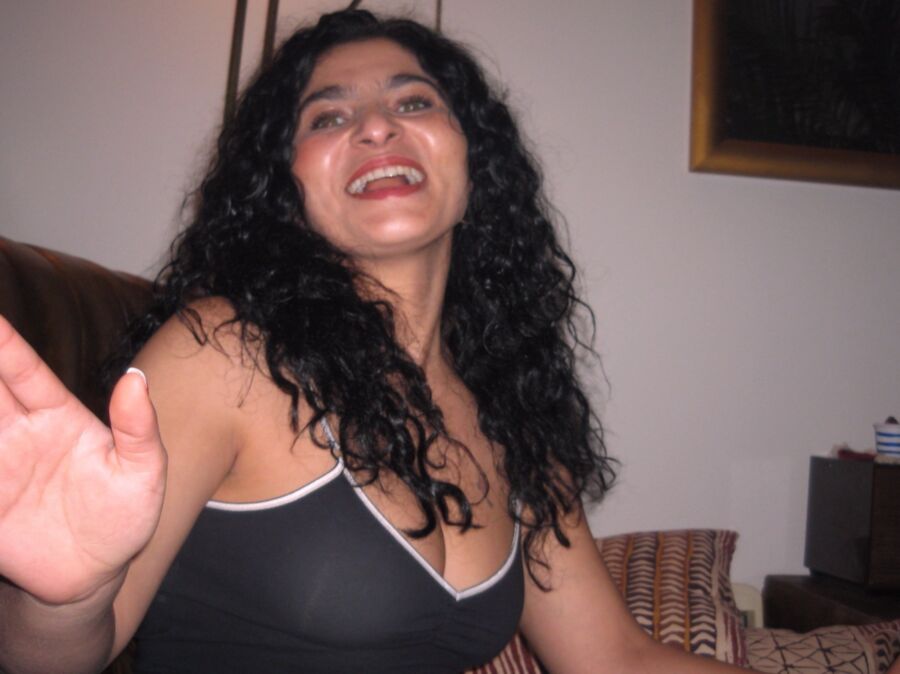 Turkish Busty MILF Melda