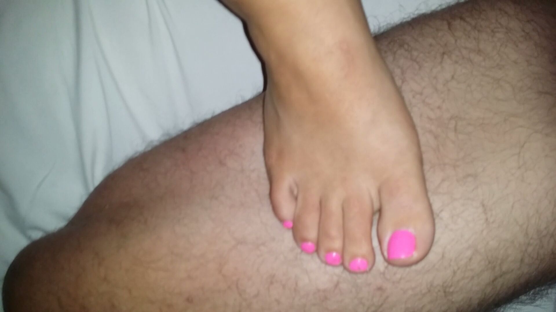 Any foot fetish guys around?