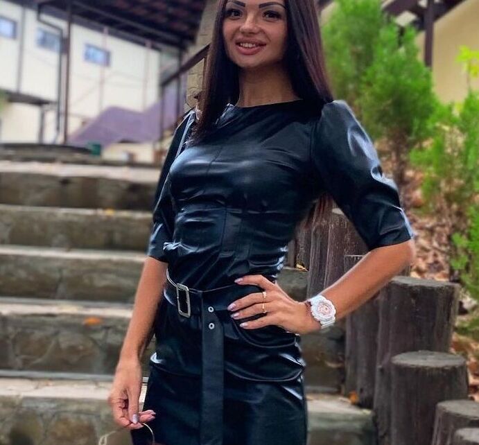 vestido de cuero