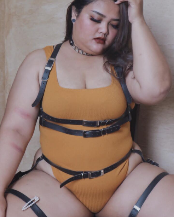 Dhila Handamari Indonesia BBW