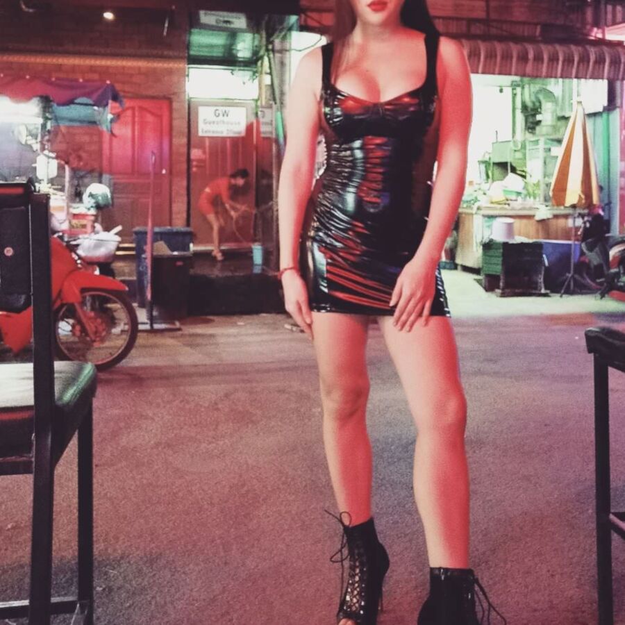 sexy thailändische freundliche Ladyboys