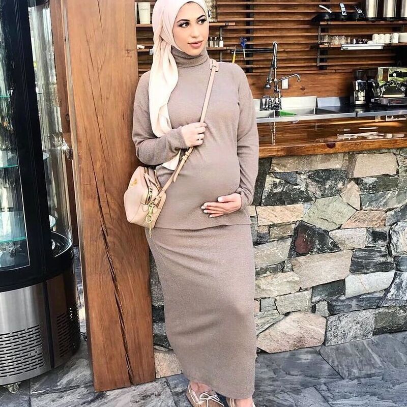 pregnant: beurette en hijab engrossee