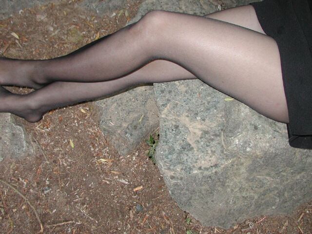 Annette german teen in pantyhose (Steine)