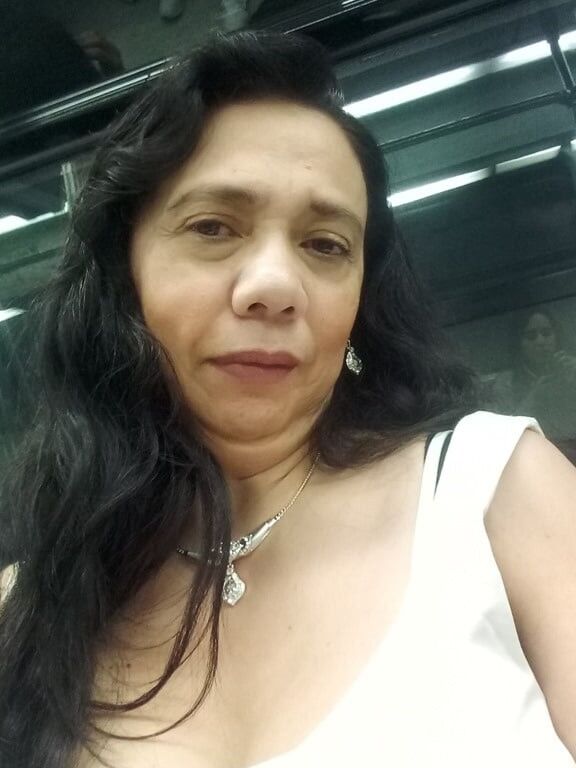 Madura MILF (latin face for cum)