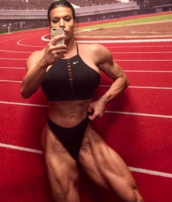 Una Djordjevic! Strong Faced Fit Beauty!