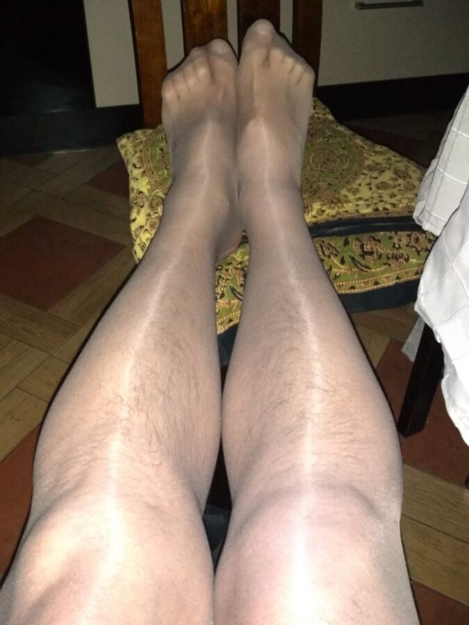 me in pantyhose levante