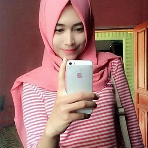 Jilbab Cute And Sexy ~Malaysian~