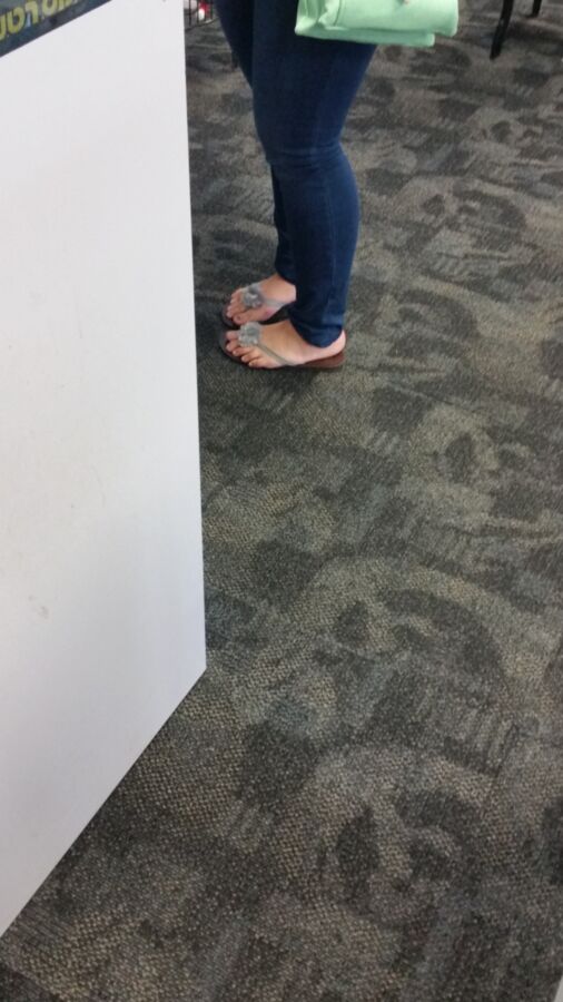 candid feet and toes