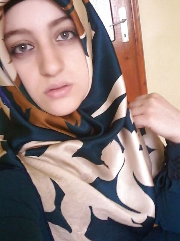 Hijab Girl Showing Her BIG BOOBS 2