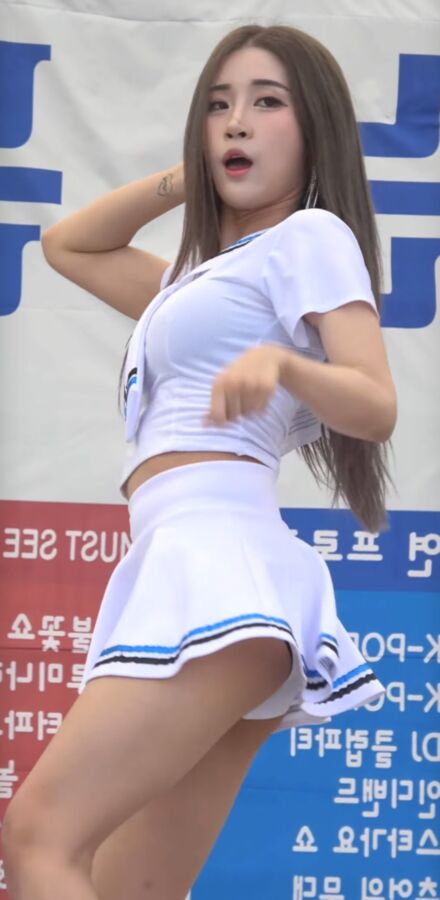 Bomi is so hot and so are her panties