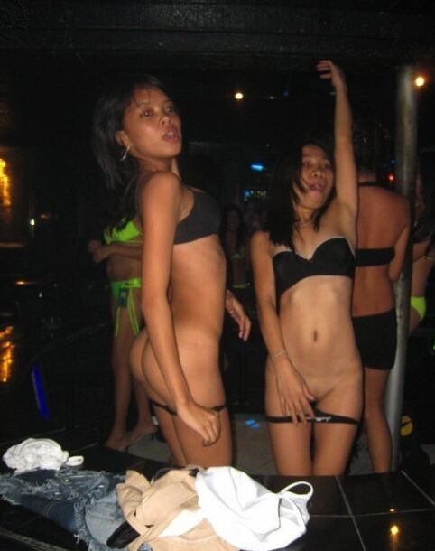 Filles de bar asiatiques, putes et salopes