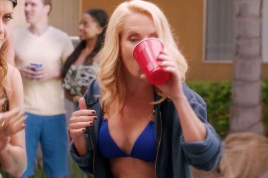 Angela Kinsey