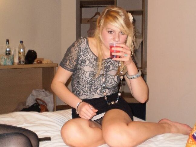 Teens getting to party in hotel room - Flashing knickers