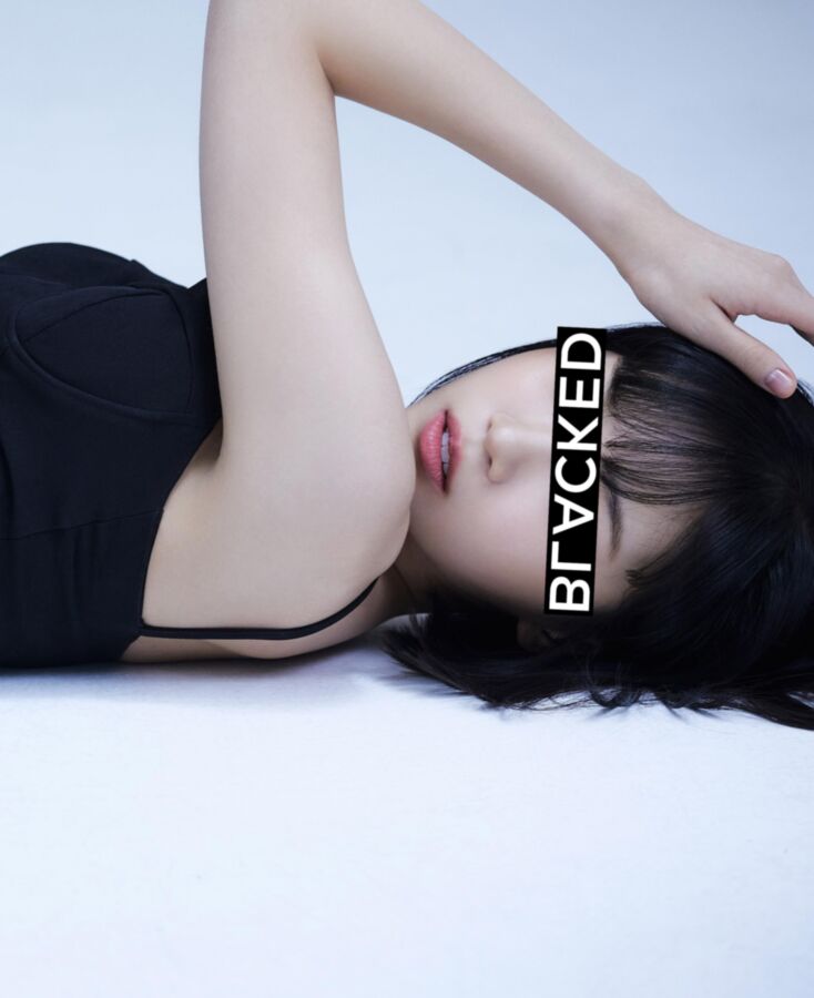 Kpop BLACKED Balken über den Augen