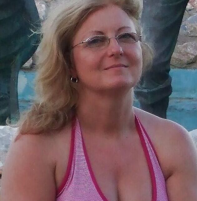 Kurvige britische MILF Helen