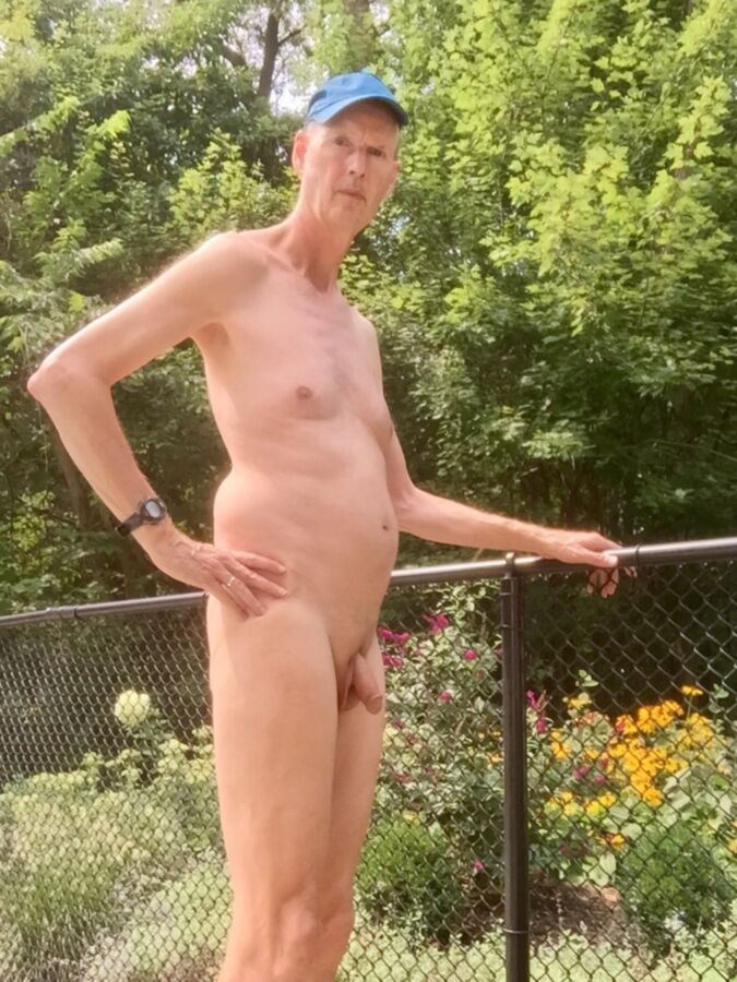 Nudist Wanker Photo