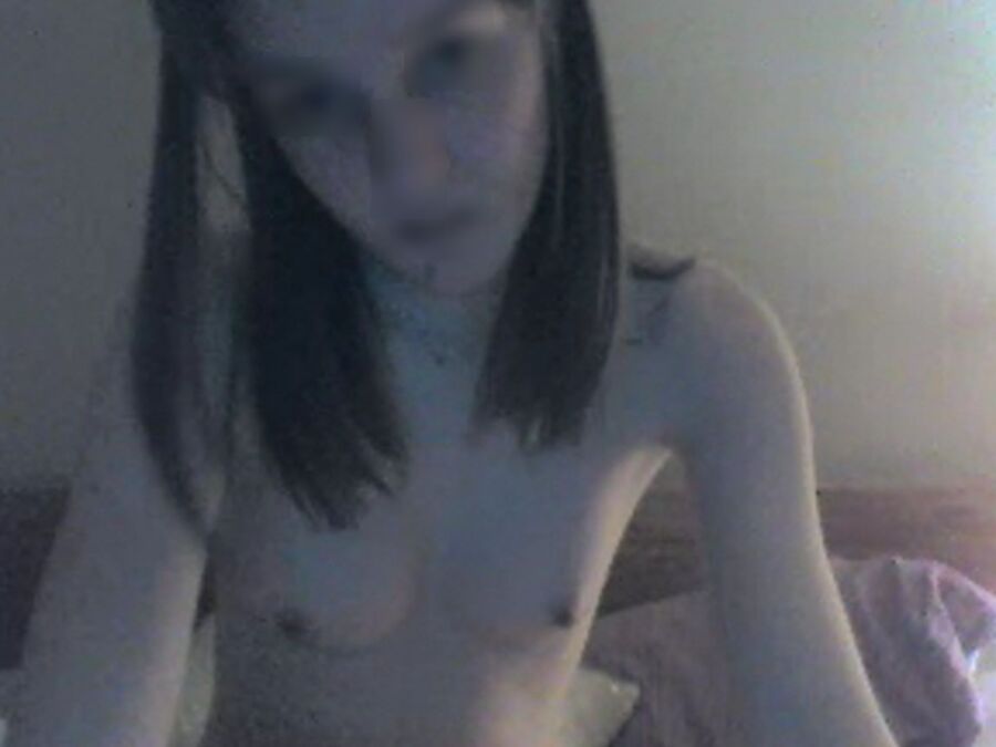 jährige Ex-Freundin nackt Skype-Show (th)