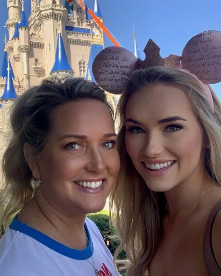 Jen & Hollyn - Mother Daughter Hotties