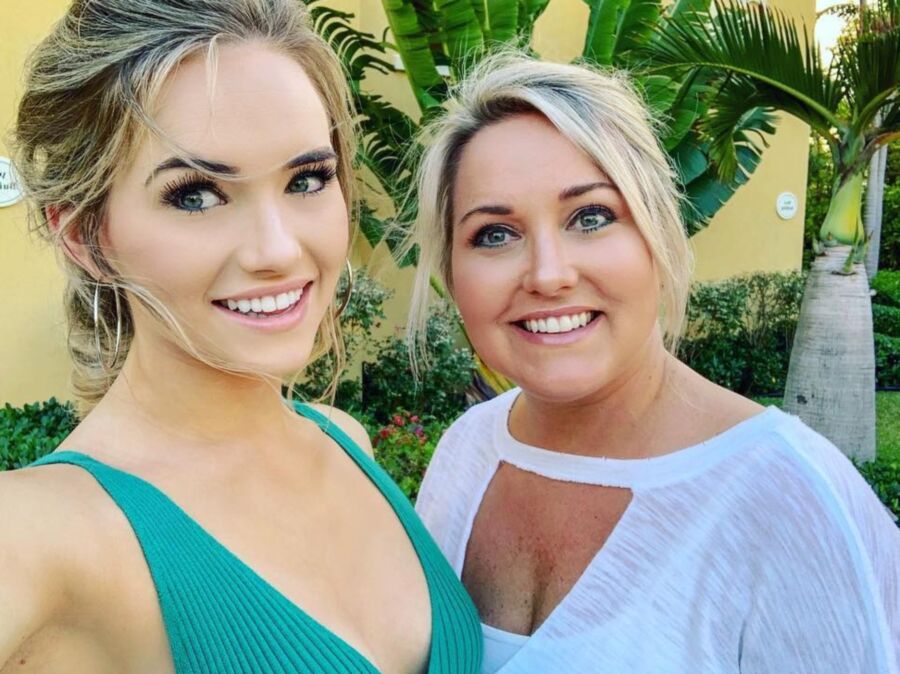 Jen & Hollyn - Mother Daughter Hotties