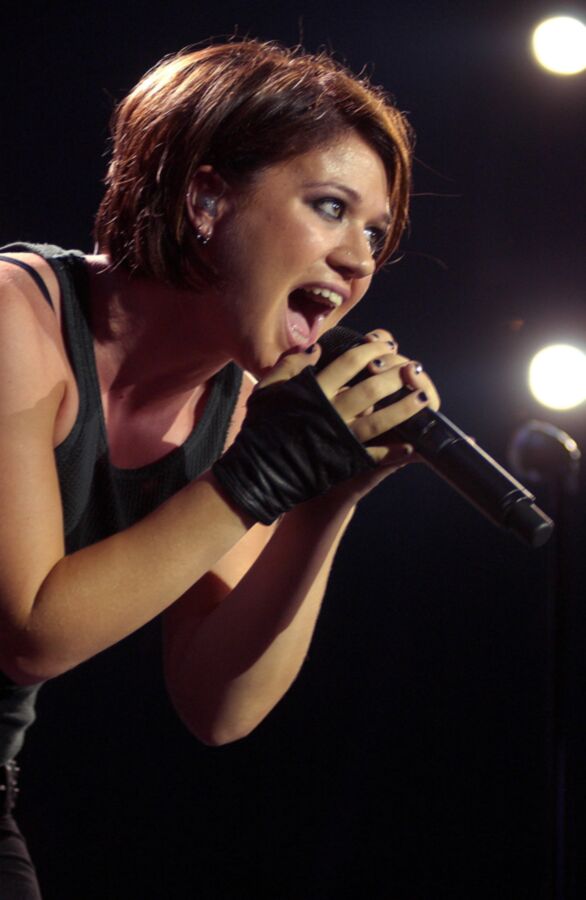 Kelly Clarkson / chanteuse américaine