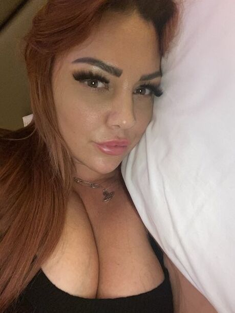 Rara Sexy UK Curvy Slut