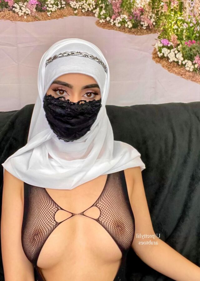 Sultry Slutty Hijabi With Gorgeous Body