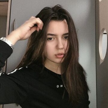 Anya Alexandrova, también conocida como Anahit, ex modelo ucraniana de Internet