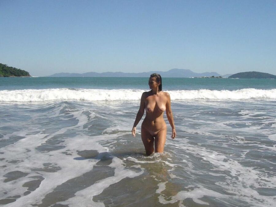 Mature french wife on vacation