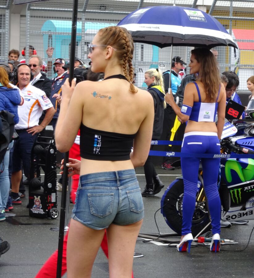 promo and grid girls -