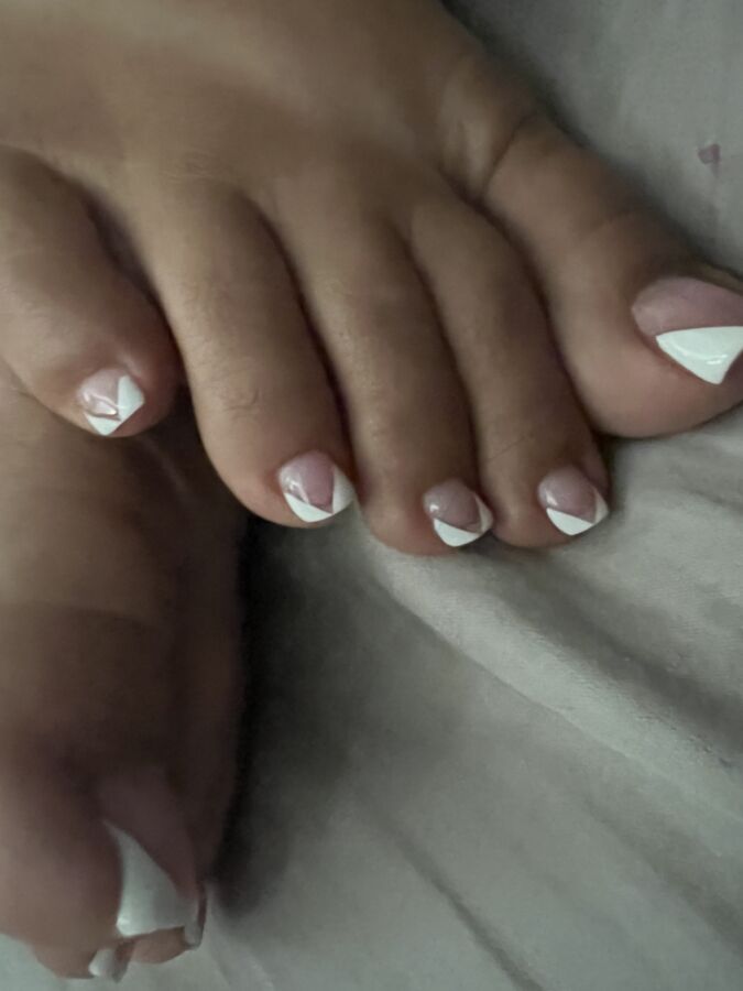 French Tip Pedicure