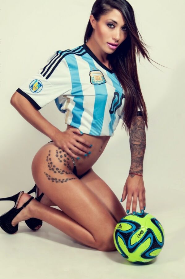 MADE IN ARGENTINA - BELEN LAVALLEN