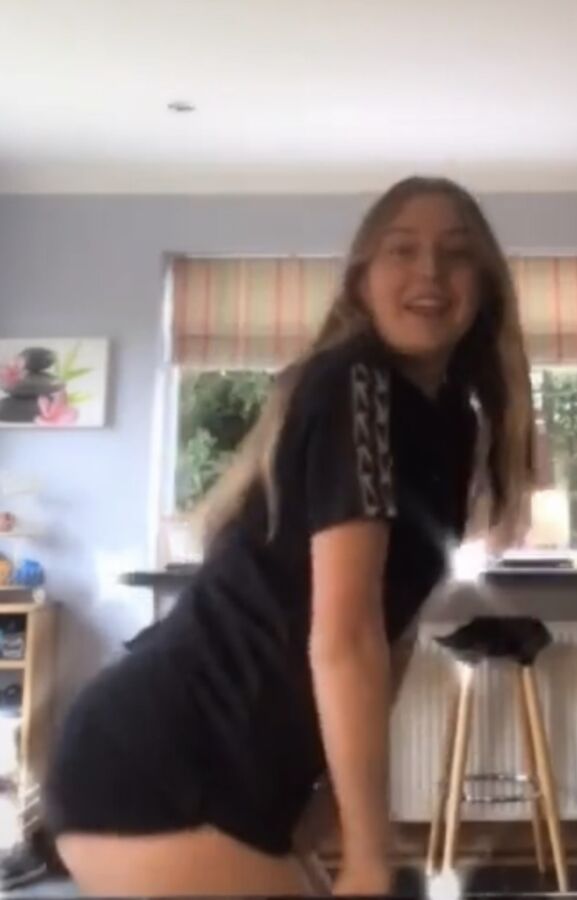 Dumb teen slut Amy from Essex Uk