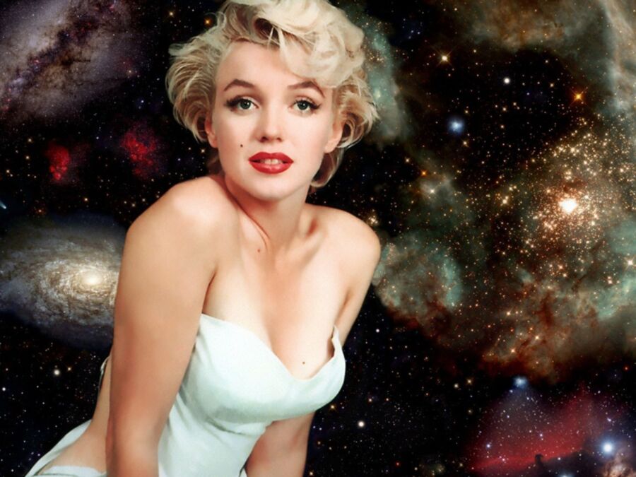 Marilyn Monroe Wallpapers