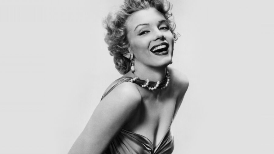 Marilyn Monroe Wallpapers