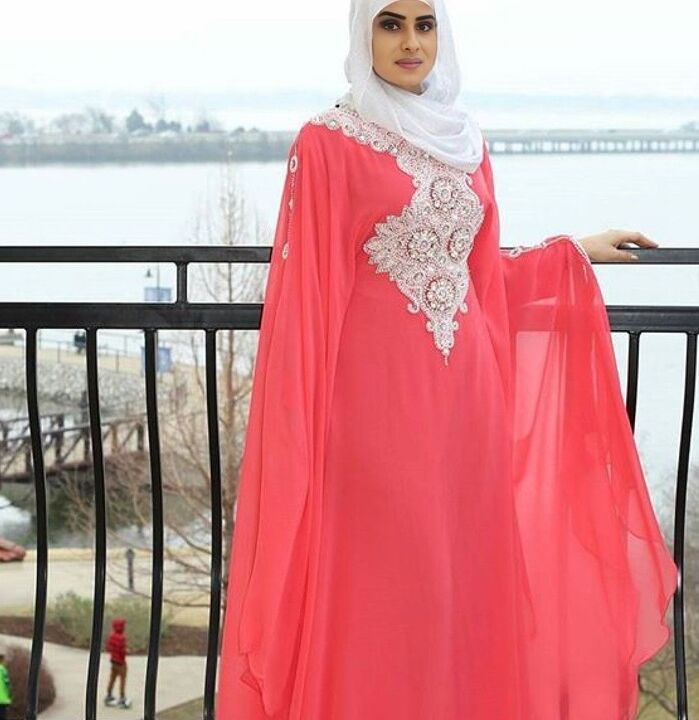 Cute arab wife