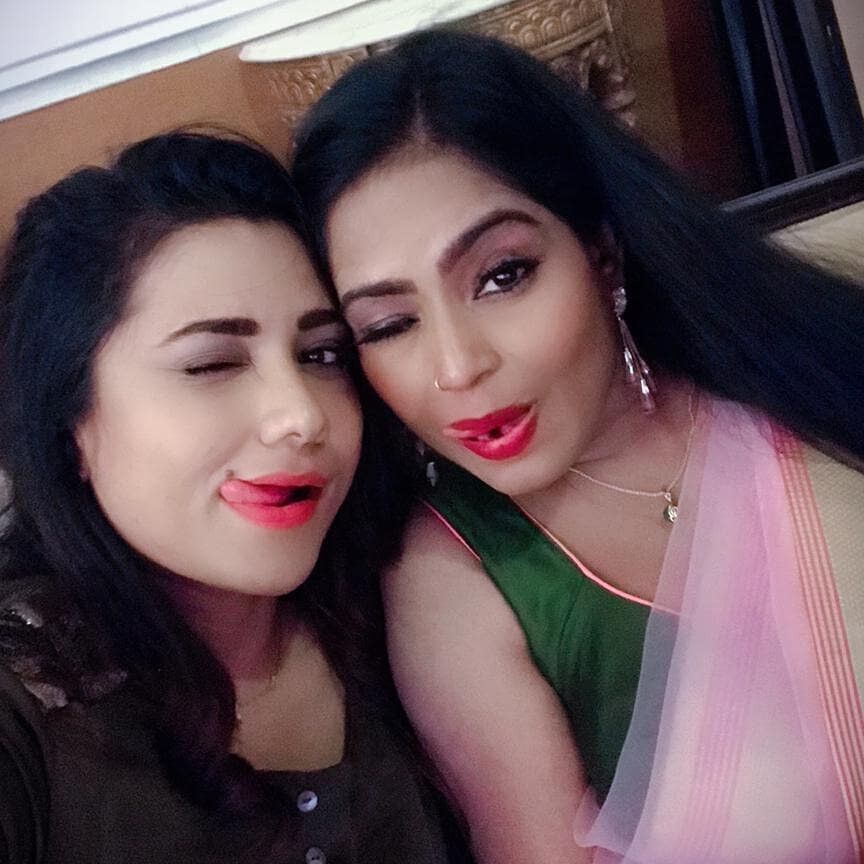 sexy desi cum lovers