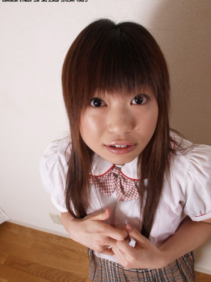 Pacific Girls - Hitomi - Chatte rasée