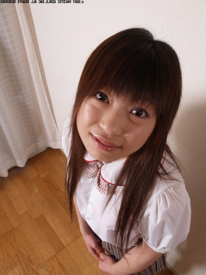 Pacific Girls - Hitomi - Chatte rasée