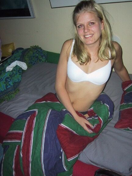 Amateur girls at home