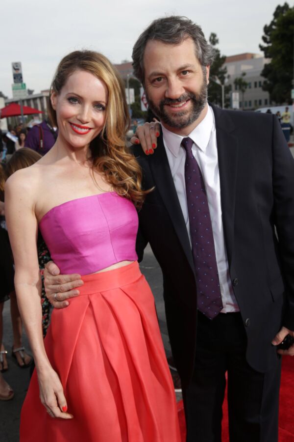 Leslie Mann / American Actress #